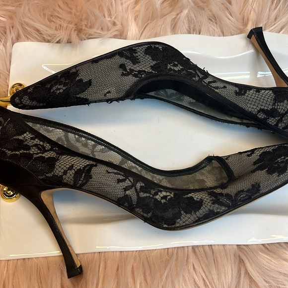 MANOLO BLAHNIK HEELS - Picture 5 of 9